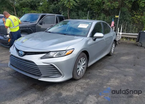 2022 Toyota Camry Le Hybrid from USA, damaged, VIN 4T1C31AK3NU595710